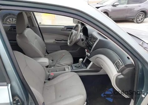 2012 Subaru Forester 2.5X Limited z USA, uszkodzony, nr VIN JF2SHAEC6CH405782